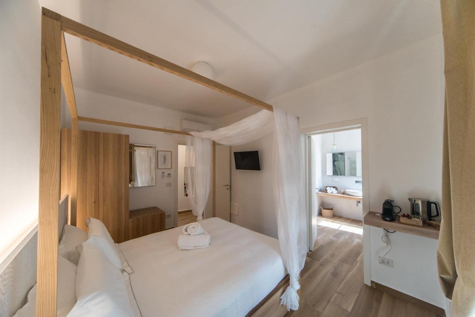 Suite Santa Chiara Trani Exteriör bild